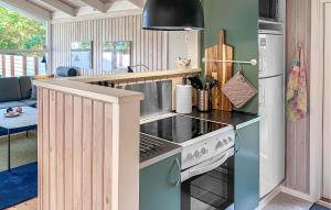 Cozy Home In Væggerløse With Sauna