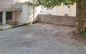 2 Bedroom Stunning Apartment In La Grand-Combe