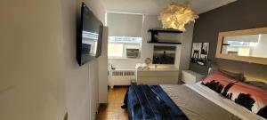 Medium size room for 2