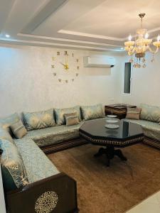 Cozy Apartment with Moroccan Salon Hay Al Matar