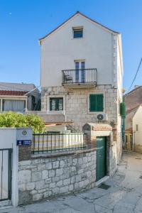 Apartments with WiFi Split - 24915