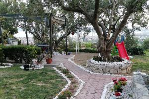 Apartments with parking space Kastel Stari, Kastela - 24406