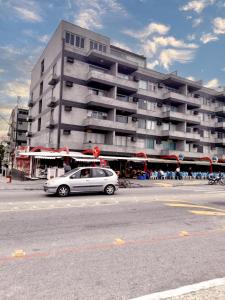 Apto 2QTS em frente a Praia do Forte-Malibu