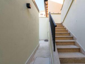 Apartment Urban Black