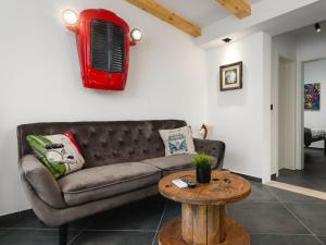 Apartment Urban Black