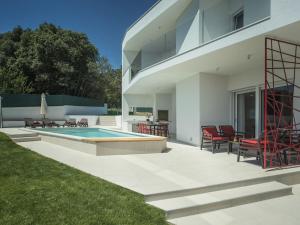 Villa in Pula with swimming pool