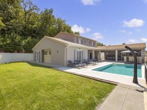 Villa in Labin with swimming pool