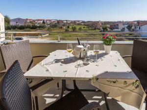 Apartment in Fazana with swimming pool