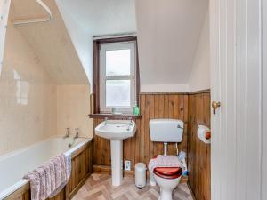 Carraig Dhubh North - Uk47125