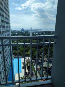Pasay Staycation manila bay view