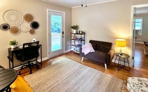 Cozy Suite at Songbird Hollow for 1 Guest