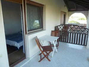 Holiday apartment in Pula with swimming pool