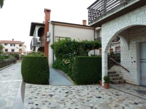 Holiday apartment in Pula with swimming pool