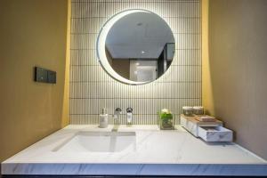 Jinyi Hotel Ulanqab Wanda Branch