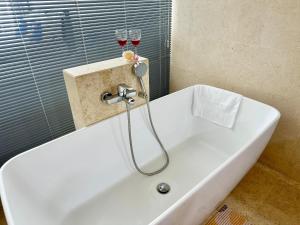 New Reno Jazz Suite 2 bedroomsSeaviewKaraoke