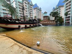 Urban Horizon by Stayluxe