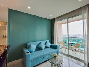 Urban Horizon by Stayluxe