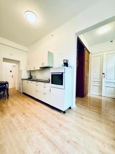 Beautiful 5BR shared Apartment 7 Min to Westbahnhof