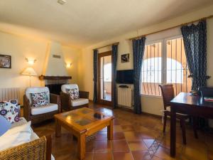 Villa with Sea Breeze Charm