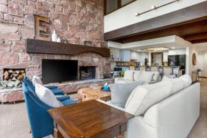 Stag Lodge at Deer Valley Resort - Three Bedroom Residence with Spa #9 condo