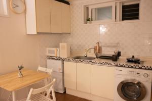 AngelC-20 minutes to Gangnam! Hotel-style bedding, OTT service, Cooking, Laundry, the most reasonable choice for Seoul travel & business!