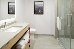 Hyatt Place Montreal Airport