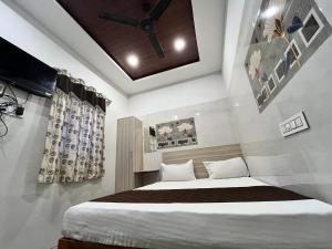 Annai viola residency - SYNK hotels