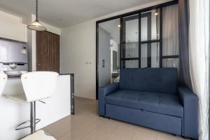 Cozy 1BR Apt 300m to Surin Beach Rooftop Pool B306