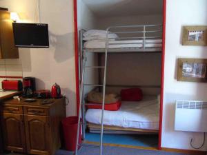Studio cabine près télécabine, wifi, parking, 4 pers - FR-1-561-68