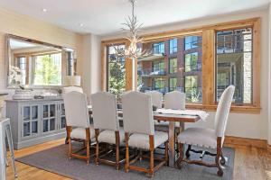 302 - Four Bedroom Silver Strike condo