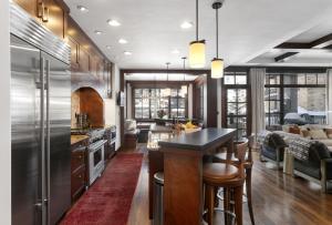 Flagstaff Lodge at Deer Valley Resort - Three Bedroom Residence #408 condo