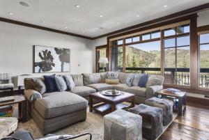 Arrowleaf Lodge at Deer Valley Resort - Three Bedroom Residence #315 condo