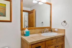 Shooting Star Lodge at Deer Valley Resort - Three Bedroom Residence #206