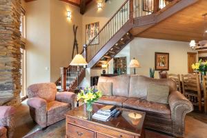 Powder Run at Deer Valley Resort - Four Bedroom Condo with Hot Tub #A32