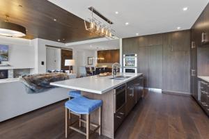 One Empire Pass Lodge at Deer Valley Resort - Three Bedroom Residence #504 condo