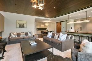 203 - Three Bedroom Deluxe One Empire Pass condo