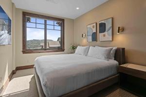 706 - Three Bedroom Deluxe Silver Strike condo