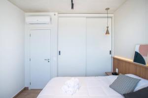 Dark - Hassler - 105 - Jose Canese