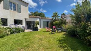 Jolie maison rénovée sur Loix