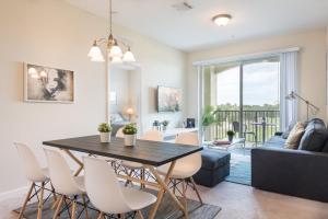 Last Minute Disney Getaway Luxury Condo with Private Balcony. Book Now VC240