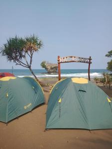 Sewa Tenda Pantai Madasari