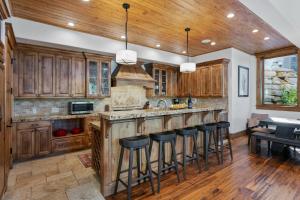 Lookout at Deer Valley Resort - Four Bedroom Residence with Spa #6559