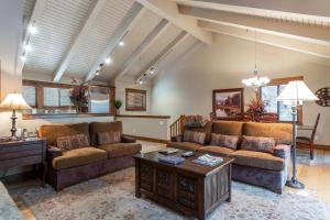 Queen Esther at Deer Valley Resort - Three Bedroom Condo with Hot Tub #2358 condo