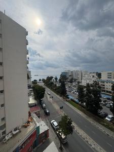 3 bedroom seafront apartment
