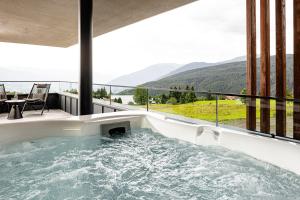 SONNENBERG Panorama Dolomites Wellbeing