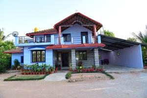 SugarLeaf Homestay - Home Food & Near to Tourist Places