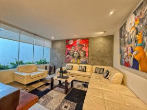 Beautiful Penthouse in Lima, in front of the park