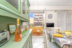 Appart lumineux et bien équipé en centre-ville