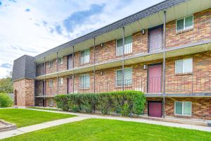 Hike and Ski Condo 8 Mi to Dtwn Salt Lake City!