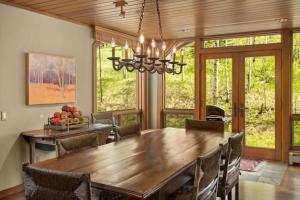 Premier Ski In, Ski Out 3 Bedroom Colorado Vacation Rental Steps From The Ski Slopes With Hot Tub And Pool